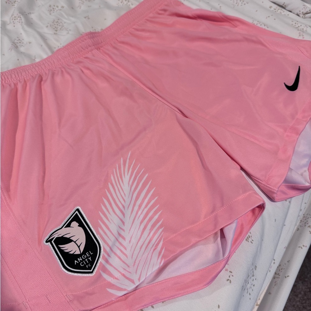 Cal Rosa (pink) Nike Angel City FC Shorts - women’s XL